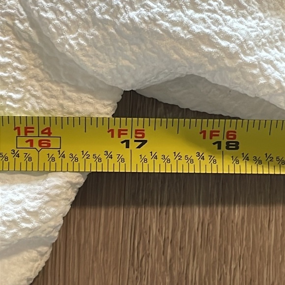 Lulu’s Women’s Mini Dress Medium White Little Bit In Love Surplice Puff Sleeve - Picture 14 of 17